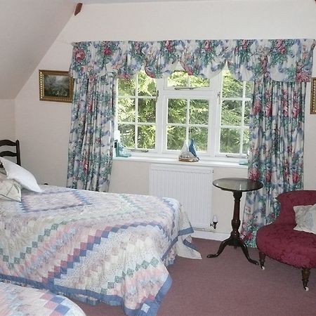 Mayfield B&B Марлбъро Екстериор снимка